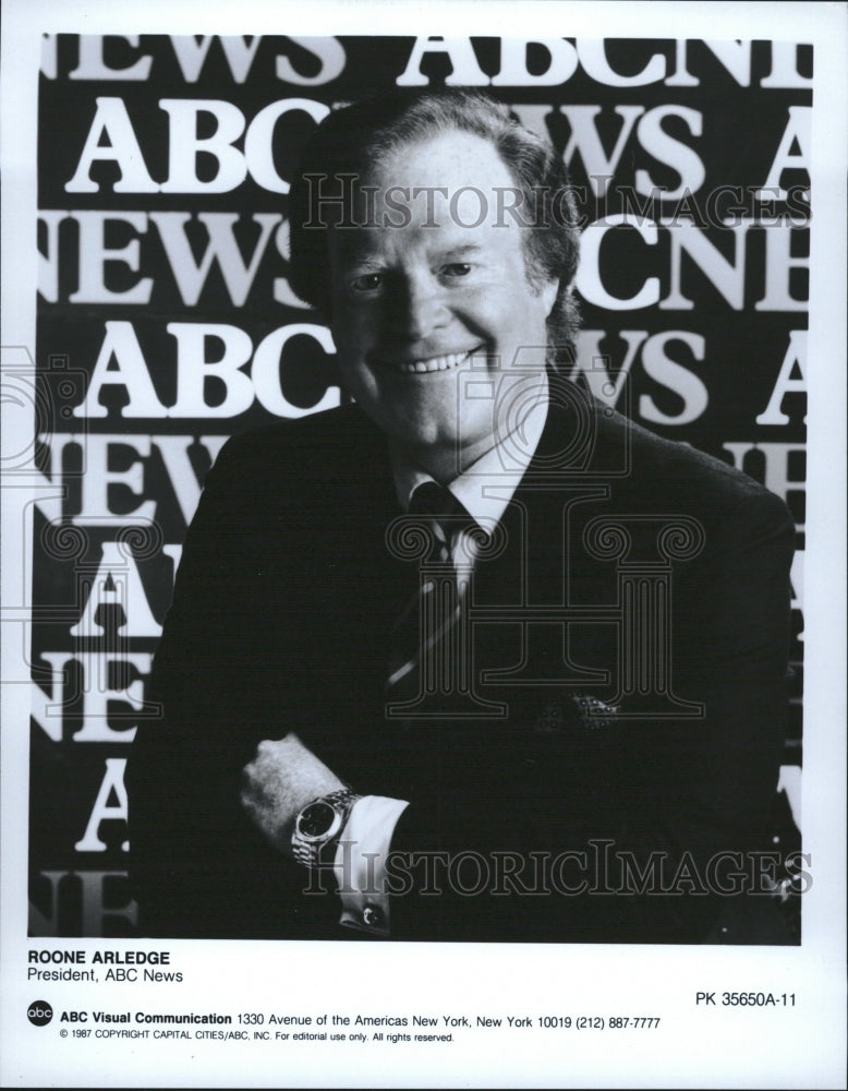 1998, Roone Arledge ABC News President US - RRV07791 - Historic Images