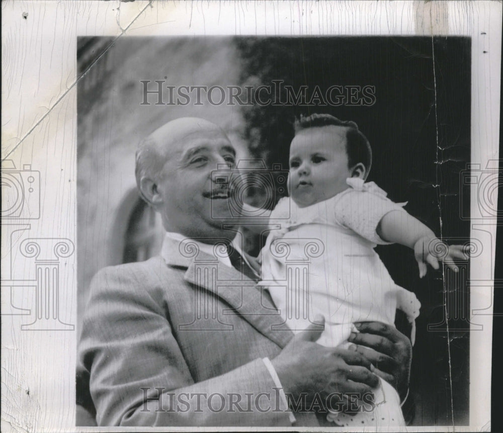 1951 Francisco Franco chief Granddaughter - Historic Images