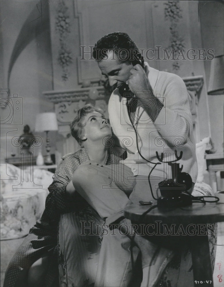 1958, Christine Carere Rossanno Brazzi Smile - RRV08975 - Historic Images