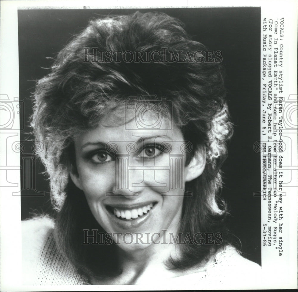 1986, Karen Tylor Come Planet Earth Country - RRV09097 - Historic Images