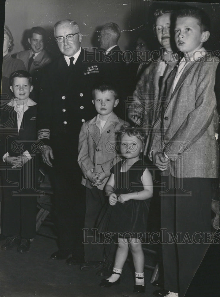 1955, The family of Lt. Gov. Stephen L. R. M - RRV09613 - Historic Images