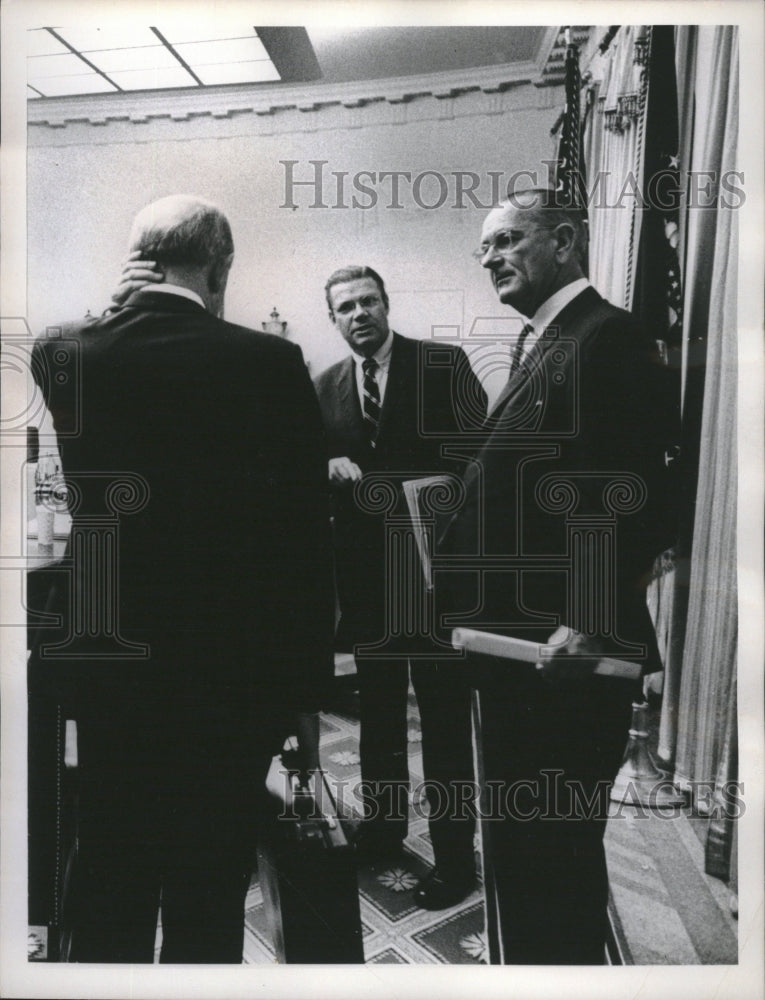 1966, Defense Secretary Robert McNamara - RRV09643 - Historic Images