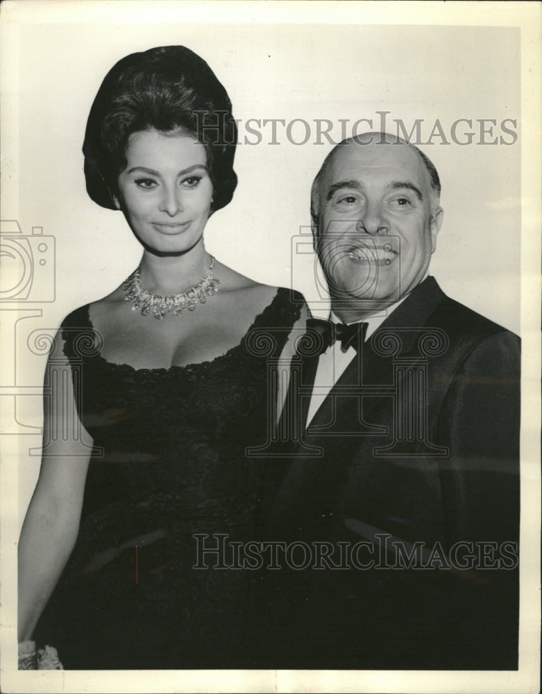 1963 Press Photo Sophia Loren Carlo Ponti Actress - Historic Images