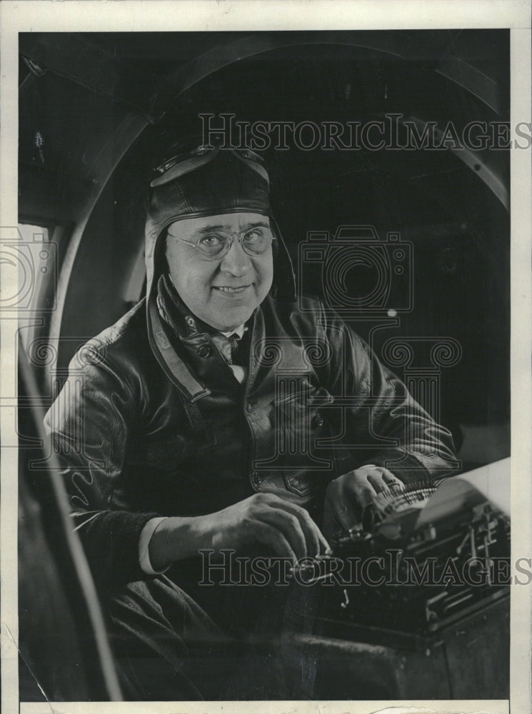 1930 Record World Own Man Mears Magellan - Historic Images
