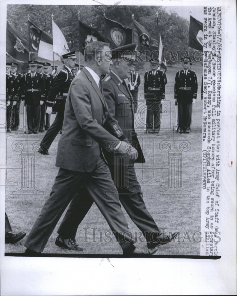 1965 Press Photo Stanley R Resor Secretary of the Army - Historic Images