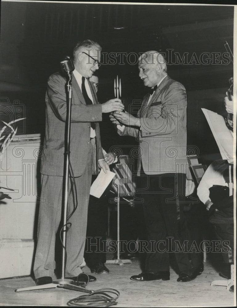 1962 Press Photo Arthur Fiedler Conductor Herman Scott - Historic Images