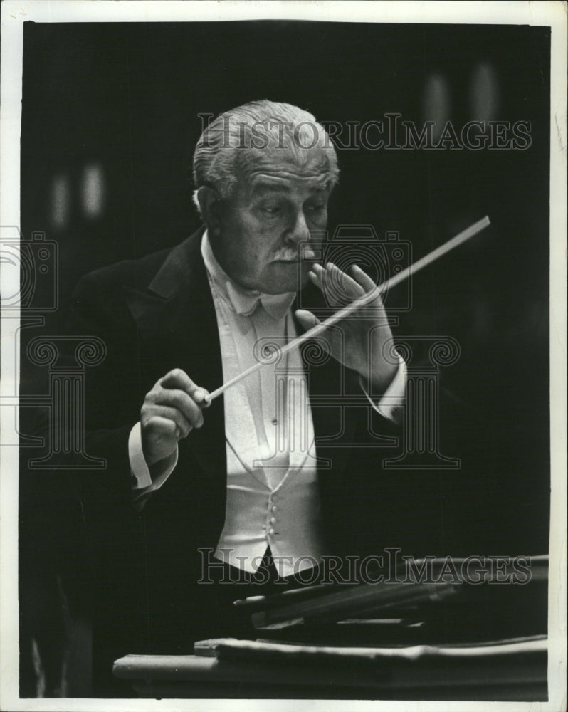 1969 Press Photo Maestro Arthur Fielder Conducting - RRV10607 - Historic Images