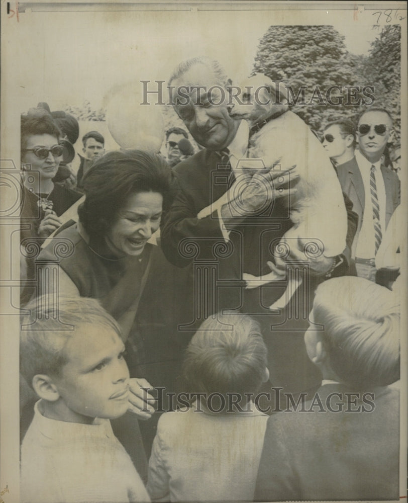 1967 Press Photo President Johnson LadyBird White House - RRV10963 - Historic Images