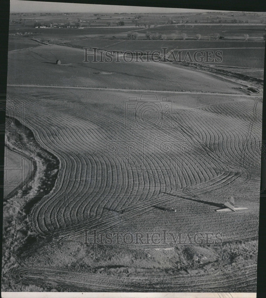 1955, Wreckage exploded airplane strewn wide - RRV12639 - Historic Images