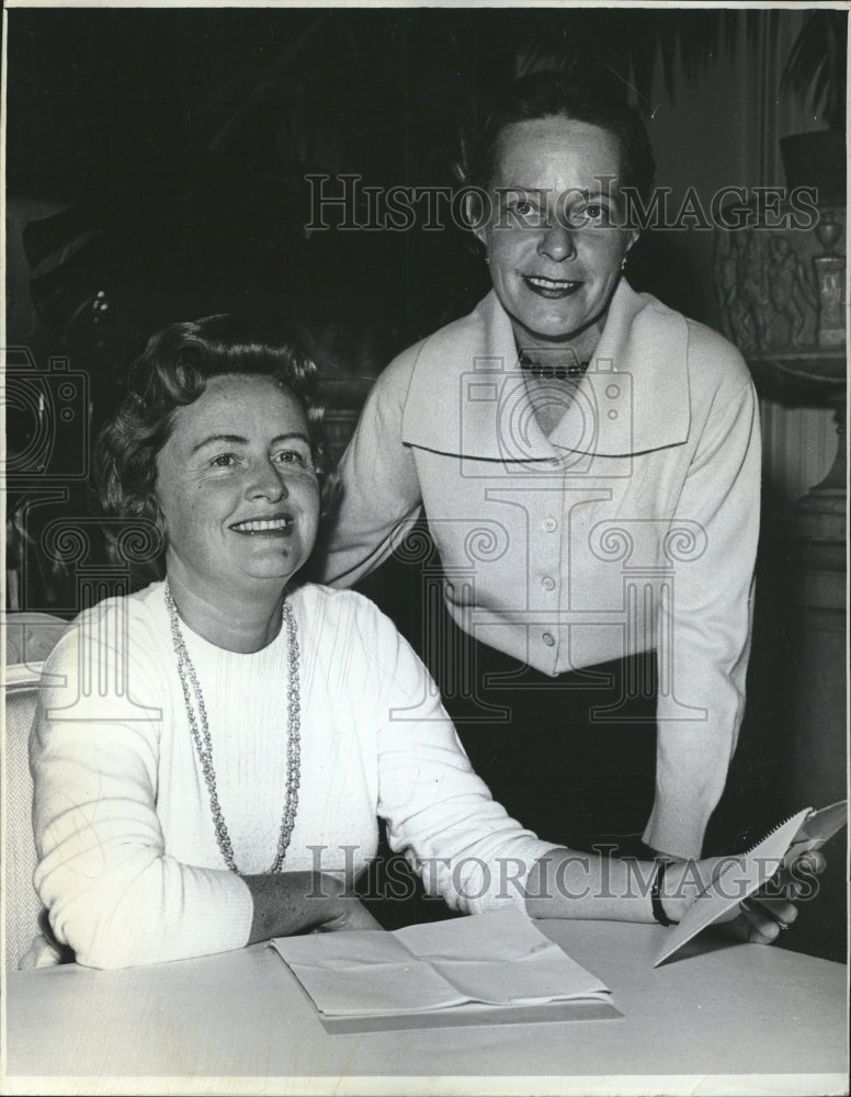 1962 Press Photo Mrs. McNichols and Mrs. Ford - RRV13903 - Historic Images