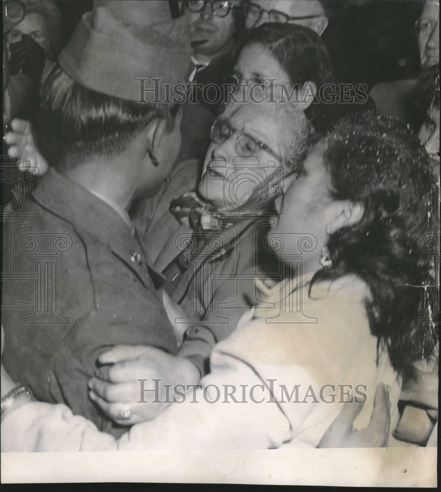 1953 Press Photo Communist Prisoner Ernie Contrearas - Historic Images