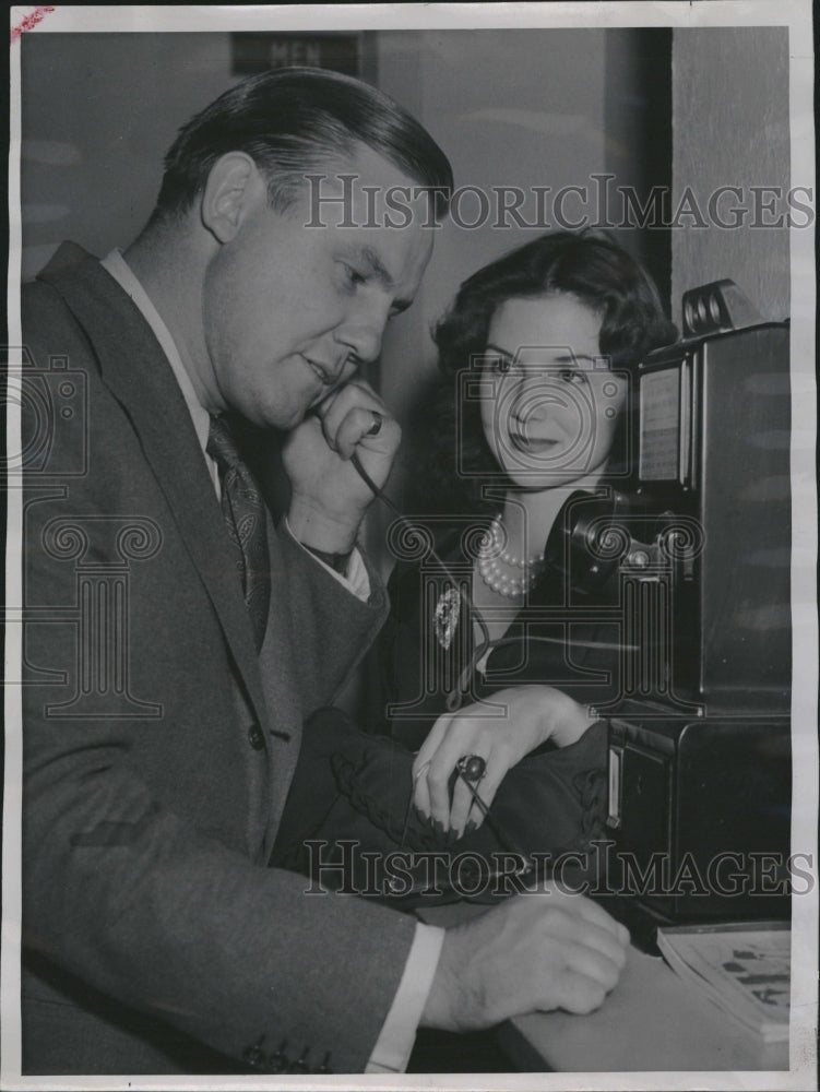 1941 Press Photo Glamor couple marries in Denver - RRV14149 - Historic Images