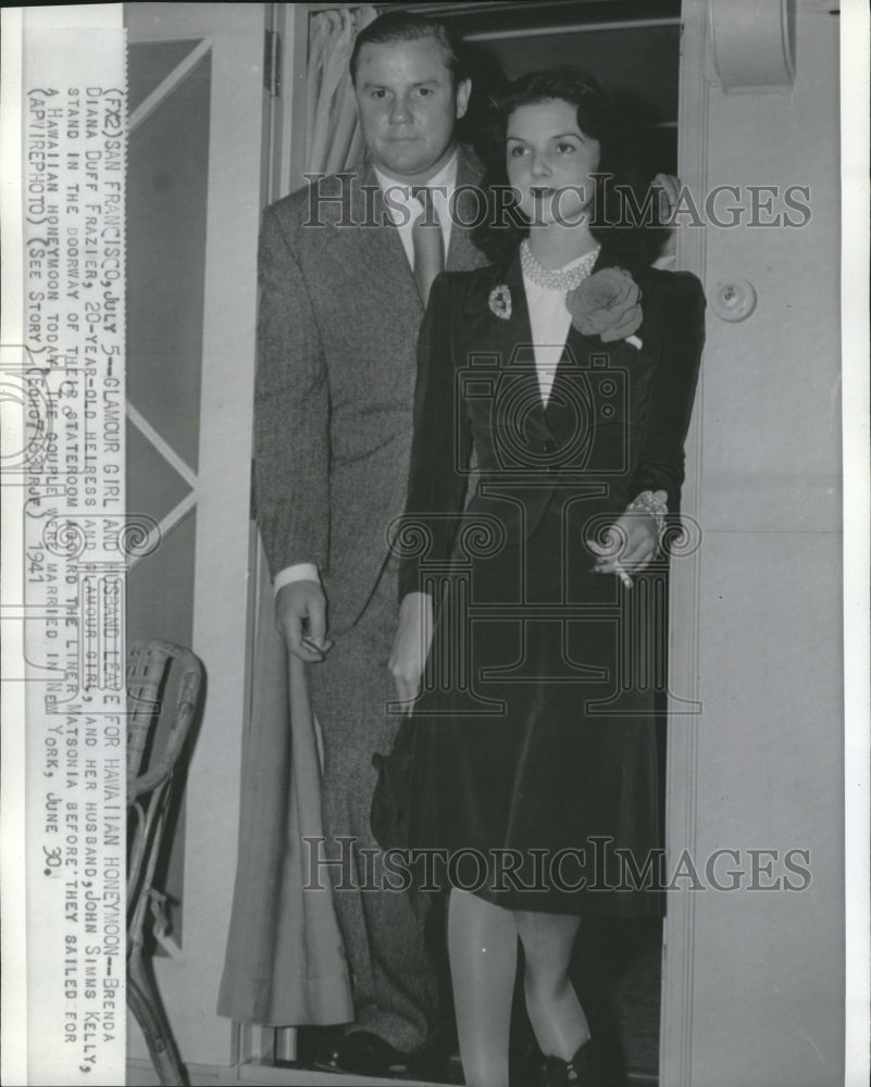 1941 Press Photo Brenda Fraizer and husband John - RRV14151 - Historic Images