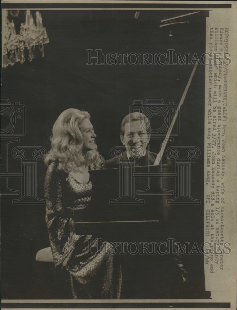 1971 Mrs Joan Kennedy Edward California - Historic Images