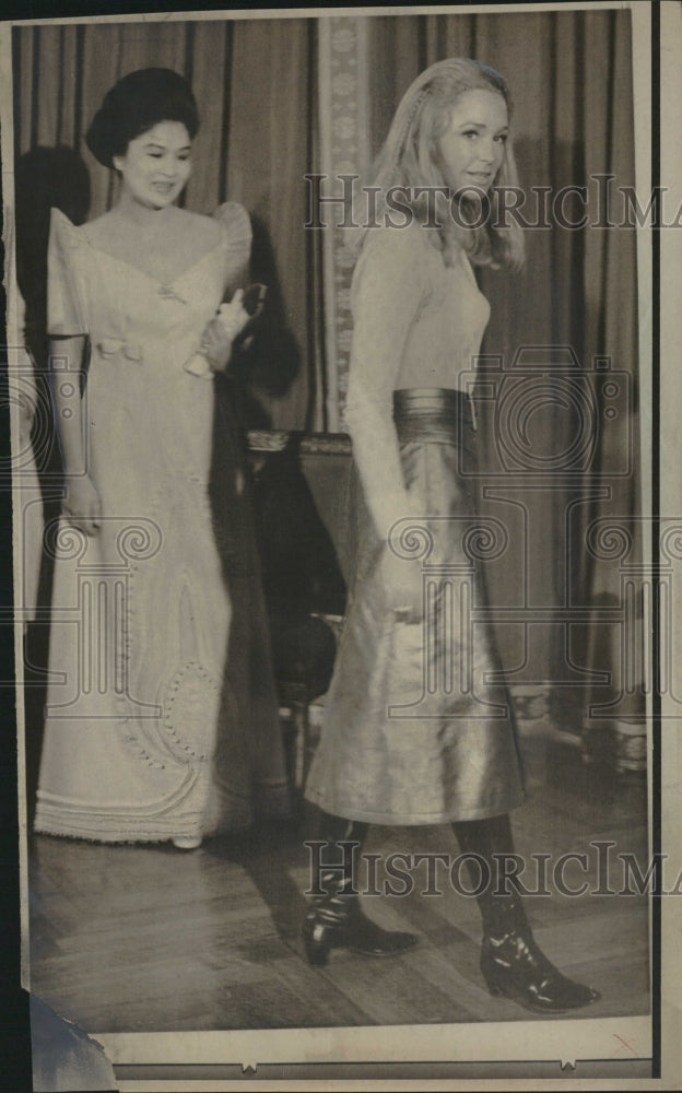 1970 Edward Kennedy Ferdinand Marcos Wife - Historic Images