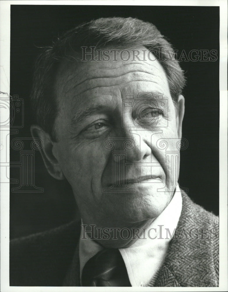 1988 Press Photo Richard Crenna America Picture TV Sand - RRV14777 - Historic Images