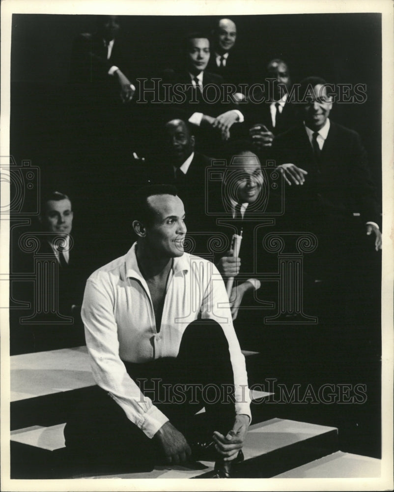 1963 Press Photo Harold George Belafonte Singer - RRV14895 - Historic Images