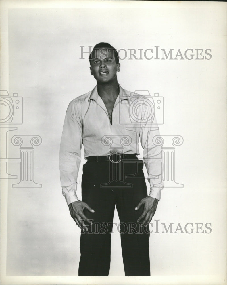 1960 Press Photo Harry Belafonte American singer - RRV14943 - Historic Images