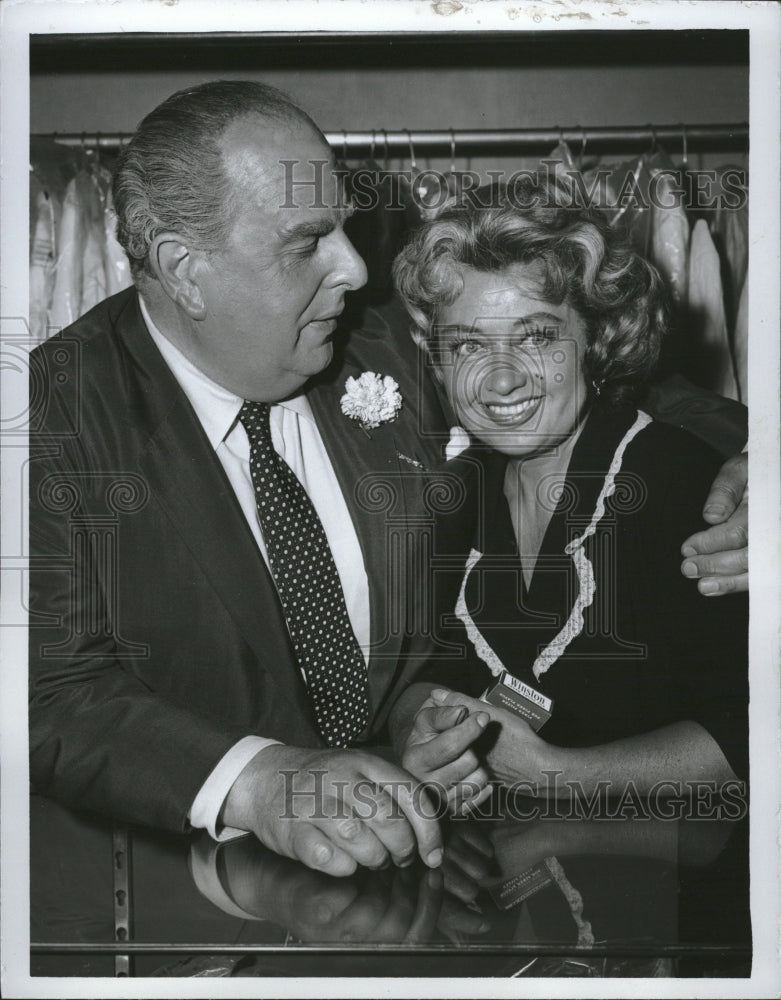 1963 Robert Morley &amp; Joan Blondell, Actors. - Historic Images