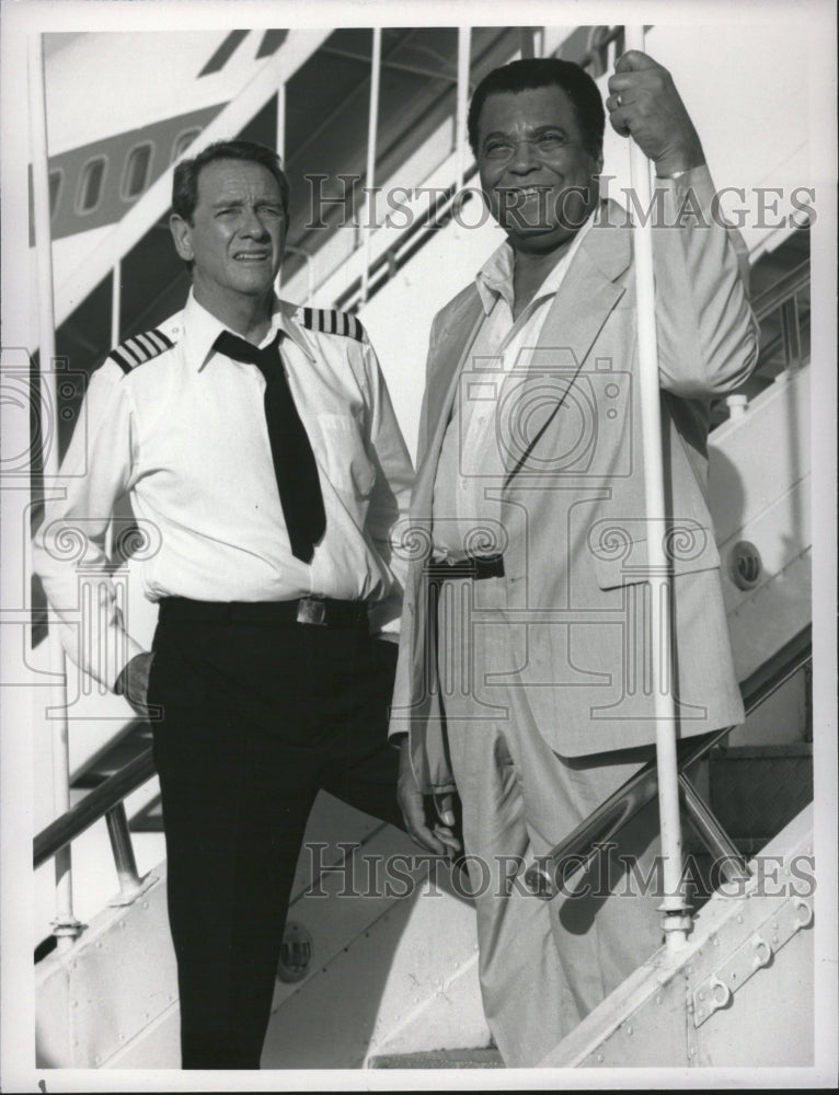 1990 Richard Crenna James Earl Jones - Historic Images