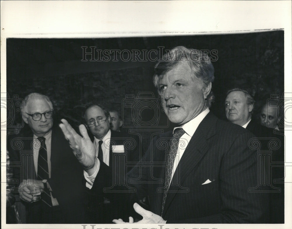 1987, Edward Kennedy Democratic Senate party - RRV16543 - Historic Images