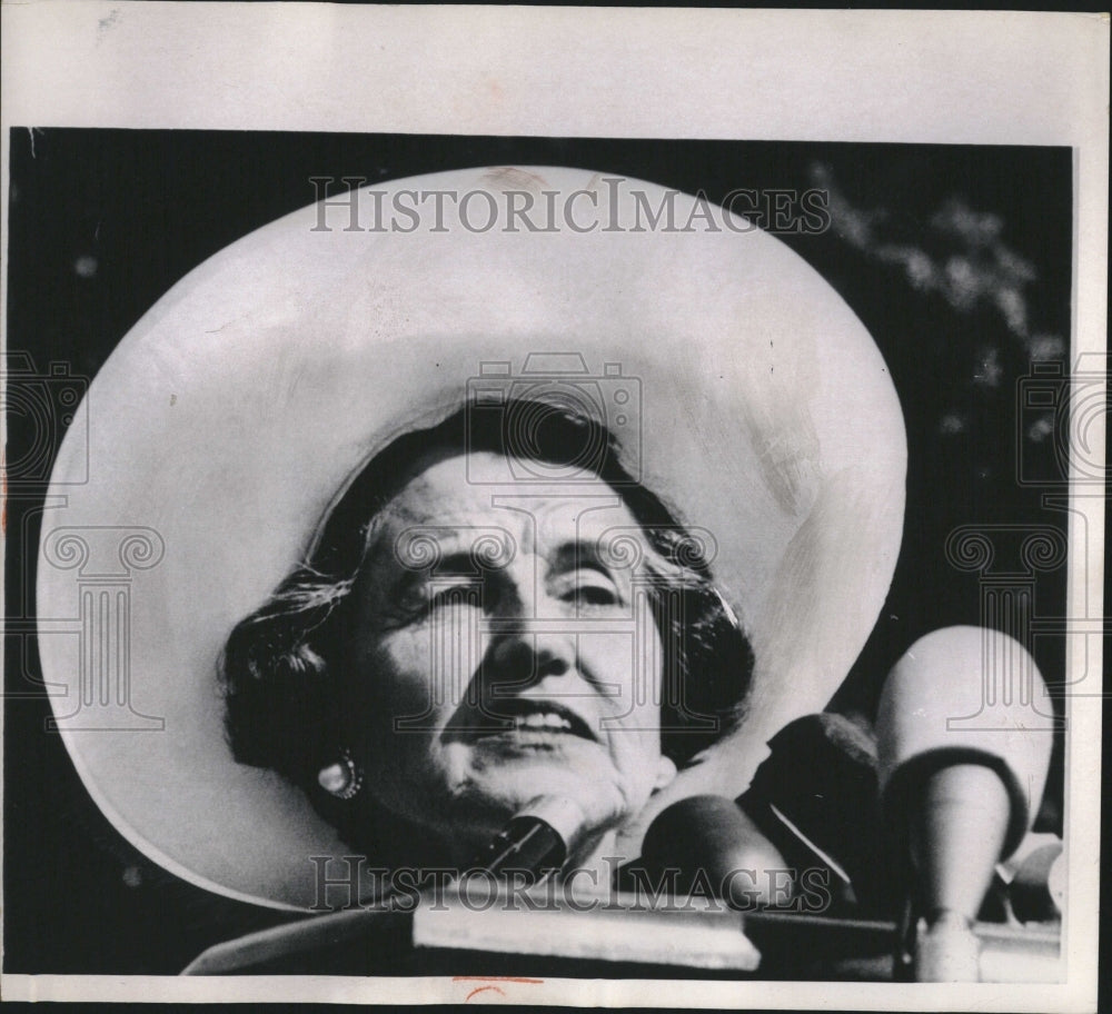 1964 Press Photo SpeaksService Sun Mrs Rose Kennedy - RRV16561 - Historic Images