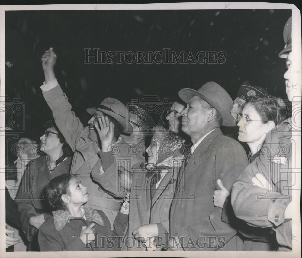 1963 Ernest Contrearas Cpl Large Crowd-Historic Images