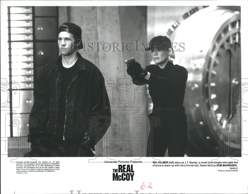 1993 Val Kilmer Kim Basinger The Real McCoy - Historic Images