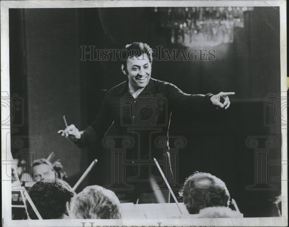 1974, Zubin Mehta Music Director Conductor - RRV17985 - Historic Images