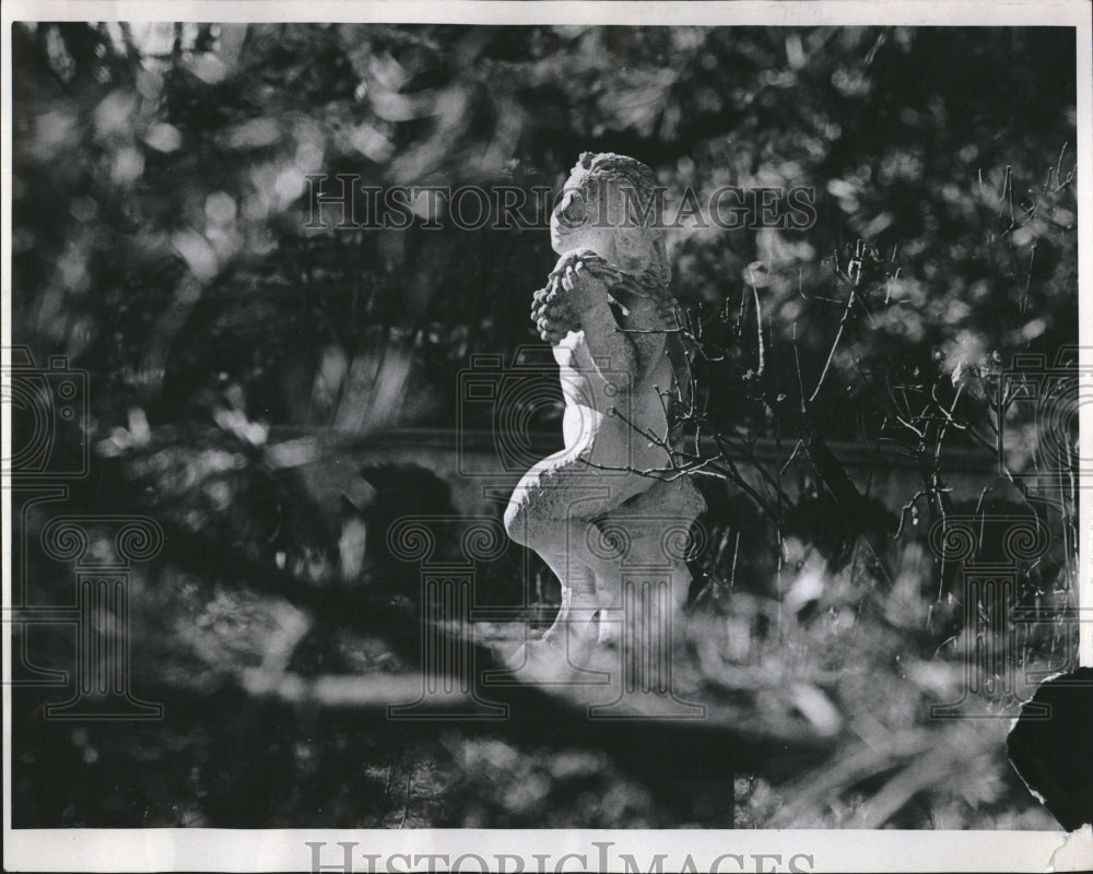 1970 Press Photo Statues Four Seasons Mark Gardens - RRV18377 - Historic Images