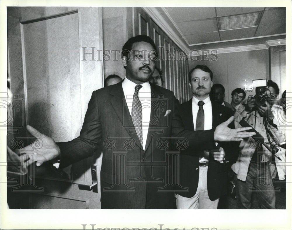 1988 Jesse Jackson press conference issues - Historic Images