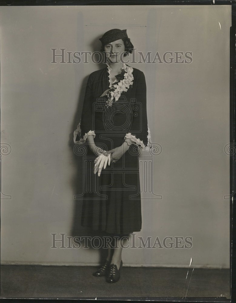 1937, Mrs. Joseph Dooling - RRV19965 - Historic Images