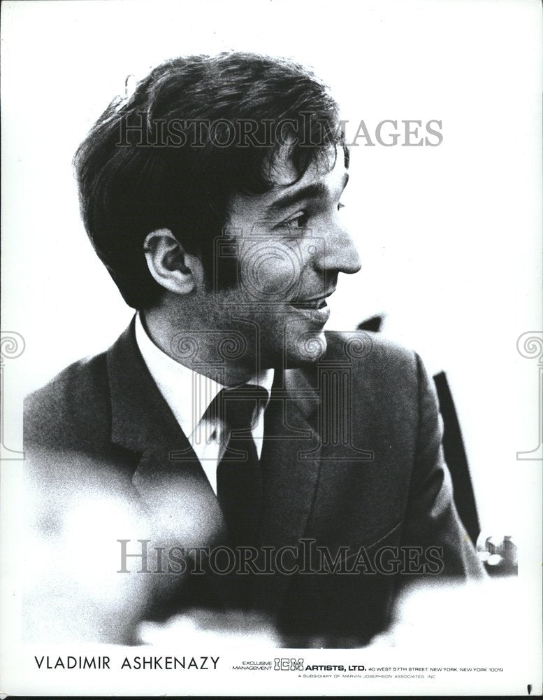 1988 Vladimir Ashkenazy - Historic Images