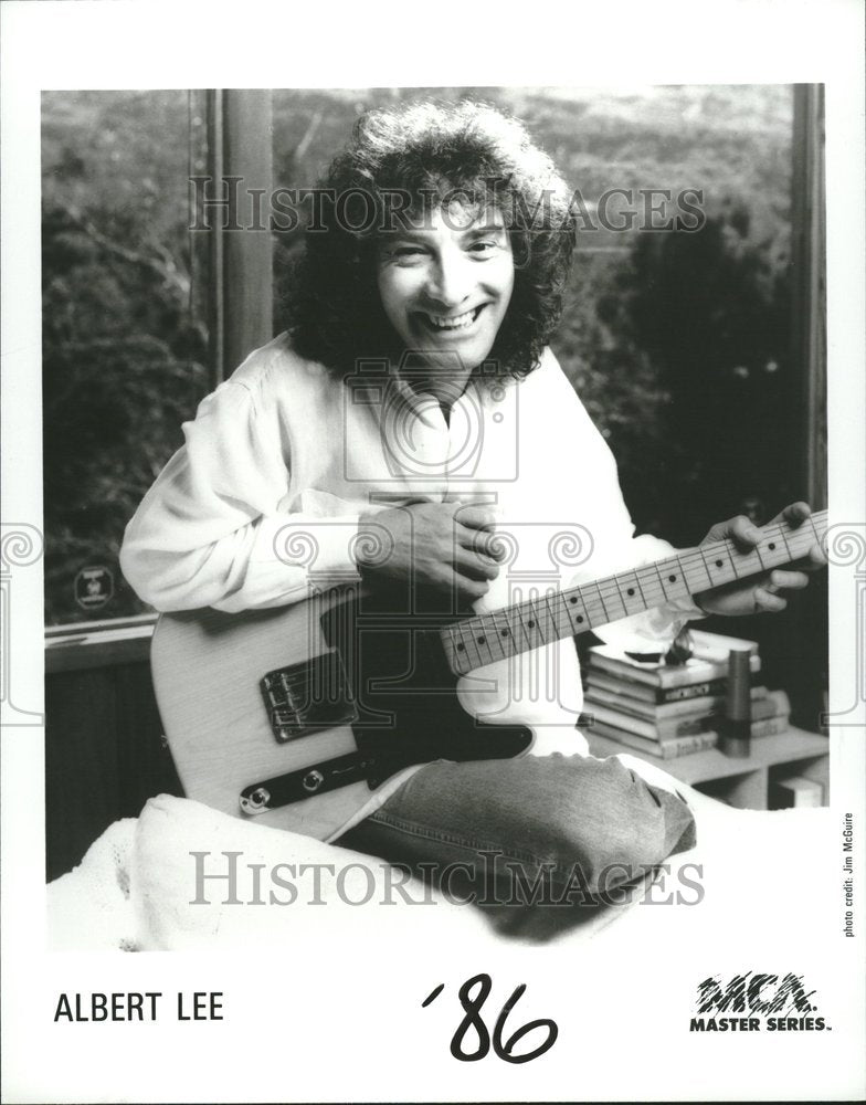 1988 Press Photo Albert Lee British Musician Guitar - Historic Images