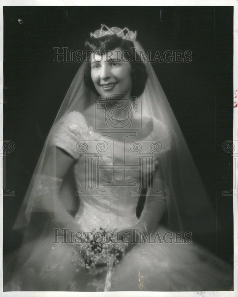 1957 Press Photo Sue Turner Bob Lundgren Galilee Denver - RRV20591 - Historic Images