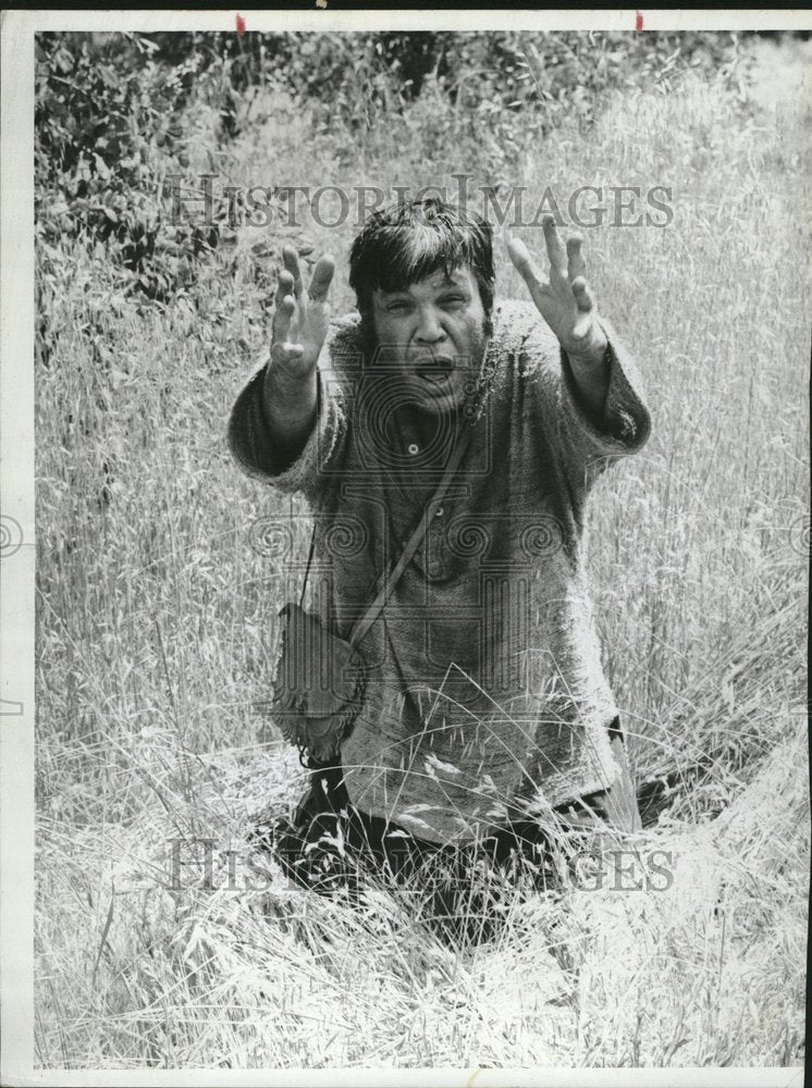 1967, Neville Brand Daniel Boone Play Guest - RRV21119 - Historic Images