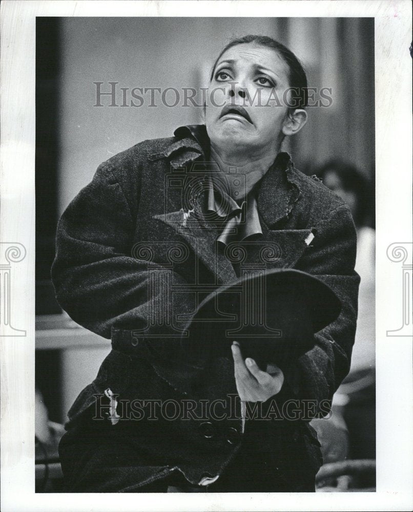 1980 Press Photo Mime Graciela Binaghi Makes Faces - RRV21239 - Historic Images