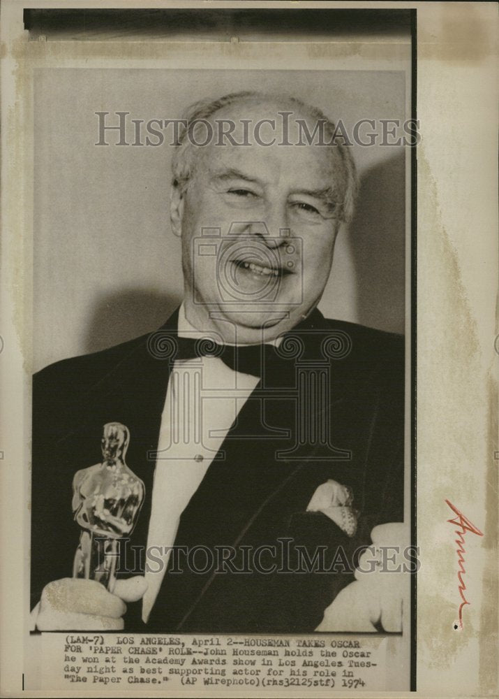 1974, John Houseman Oscar Paper Chas Award - RRV21281 - Historic Images