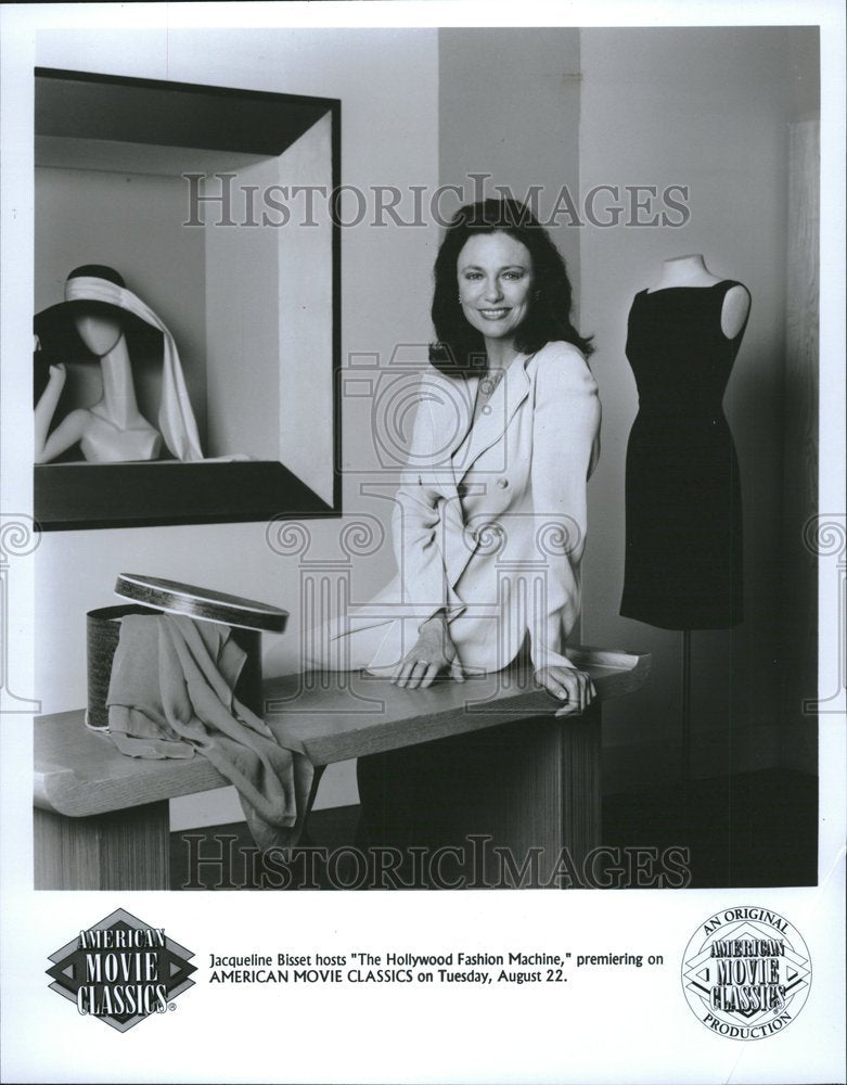 1995 Press Photo Actress Jacqueline Bisset Hosts Show - RRV21607 - Historic Images