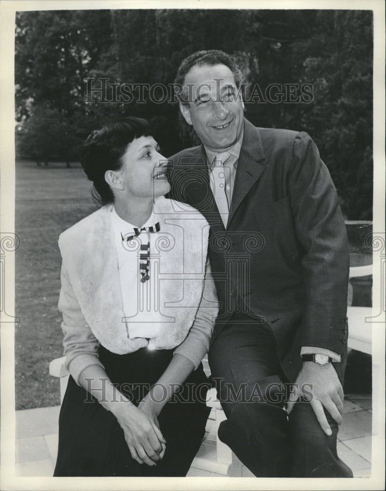 1961 Press Photo Comedian & Musician Victor Borge - RRV21817 - Historic Images