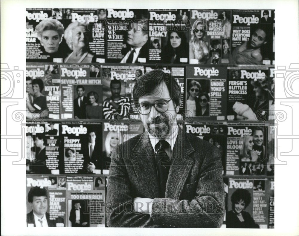 1989 Press Photo James Gaines Director Writer Actor - RRV24517 - Historic Images