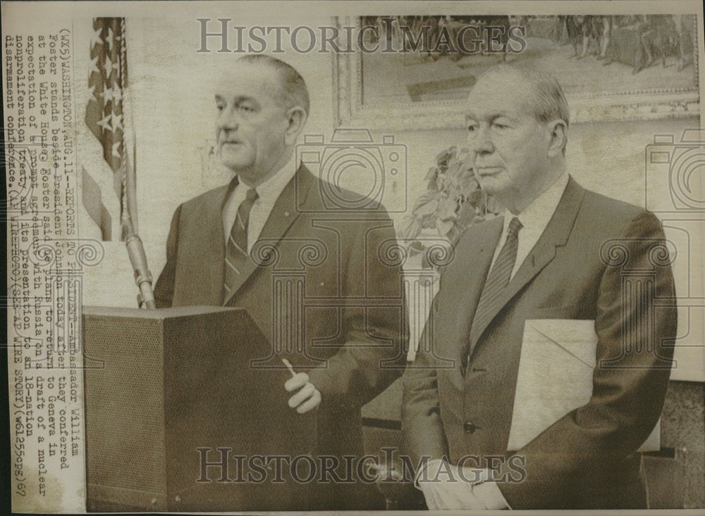 1967  William Foster Johnson White House - Historic Images