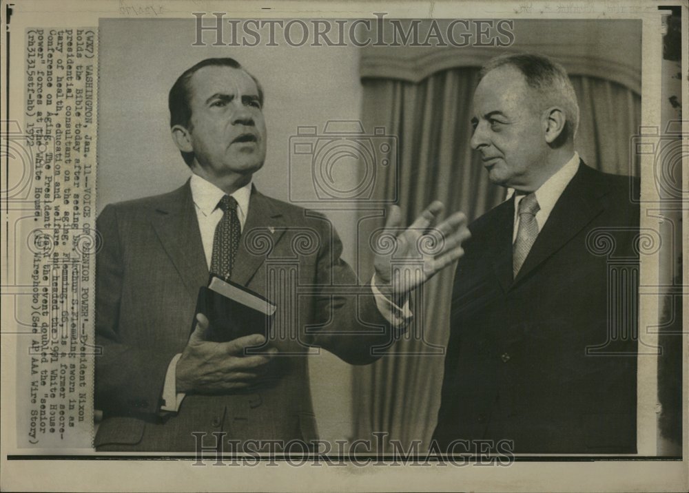 1972 Consultant President Nixon Bible - Historic Images