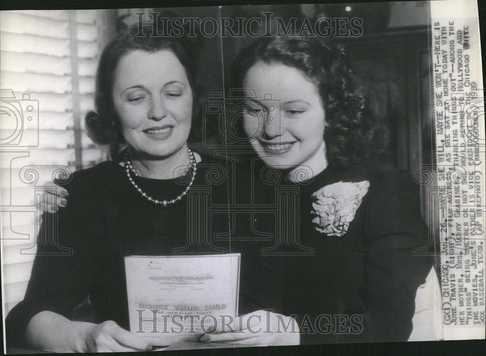 1939, Actress June Travis Thinks Things Out - RRV25217 - Historic Images