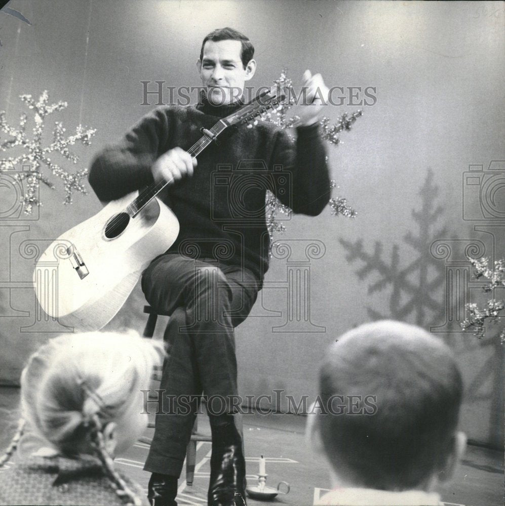 1965 Press Photo Oscar Brand Folk Singer - Historic Images
