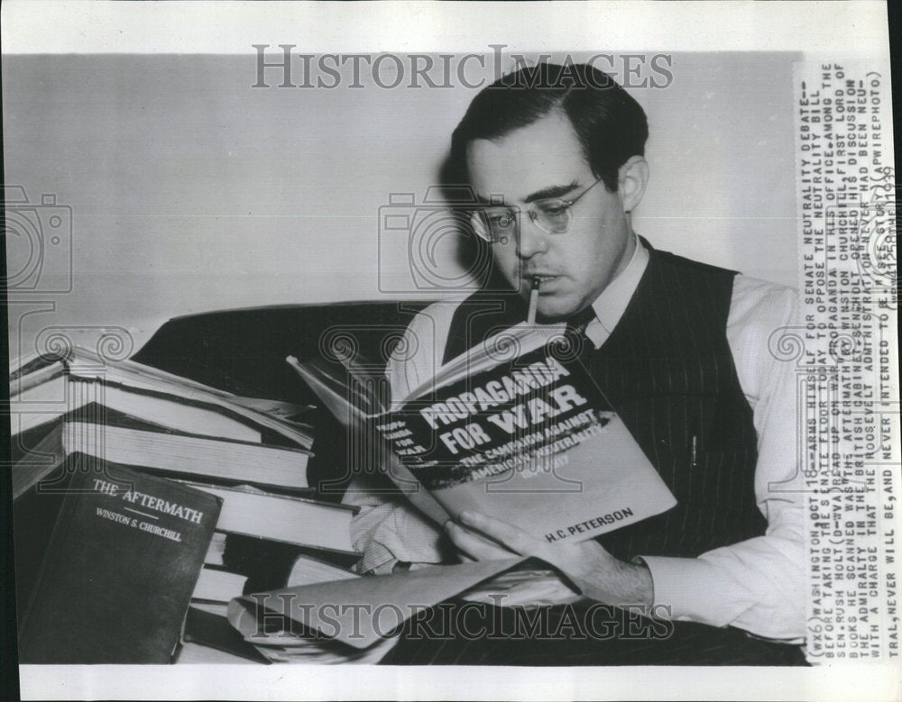 1939 Press Photo Arm Senate Debate Bill Sen Rush Holt - Historic Images