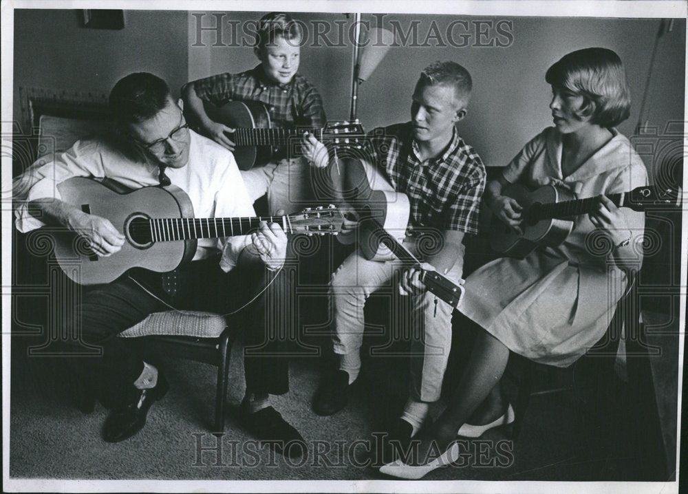 1964 Press Photo Donald R. Forester Children John Paul - RRV25775 - Historic Images