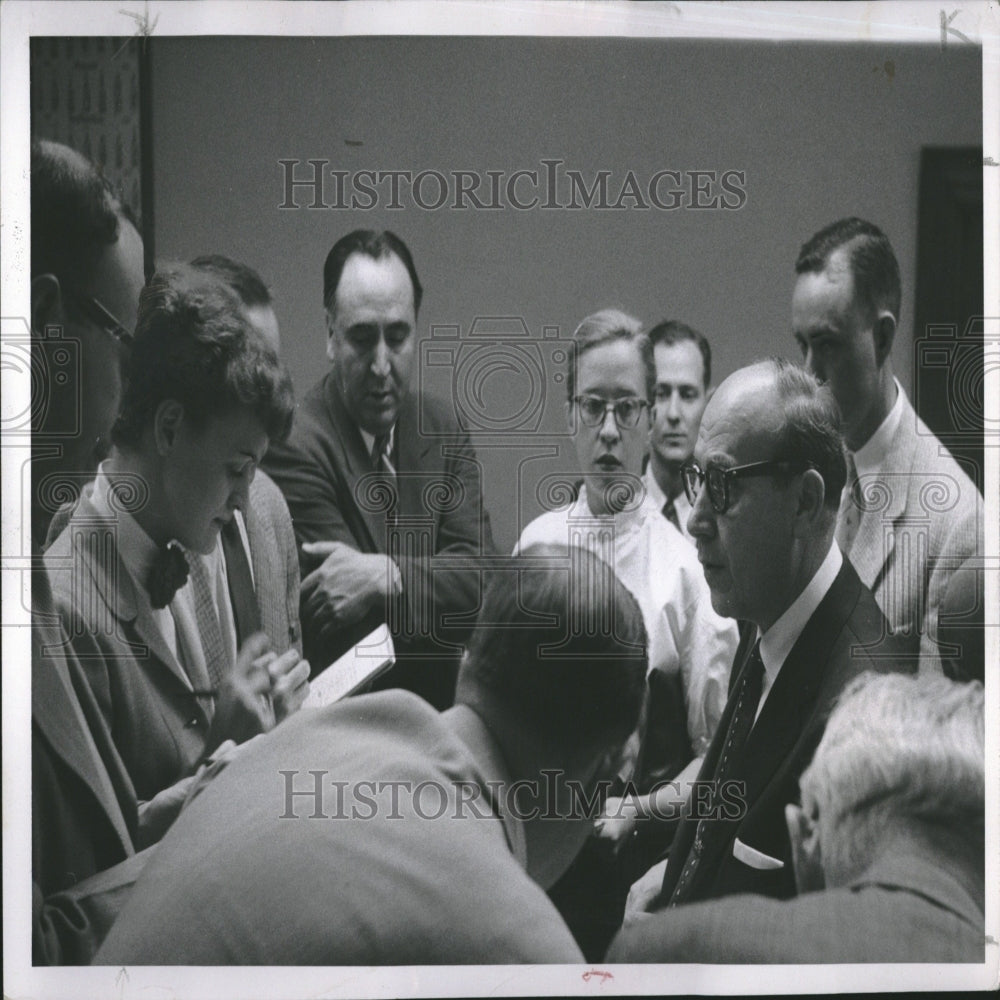 1956 Murder Trial Lawyers And Reporters - Historic Images