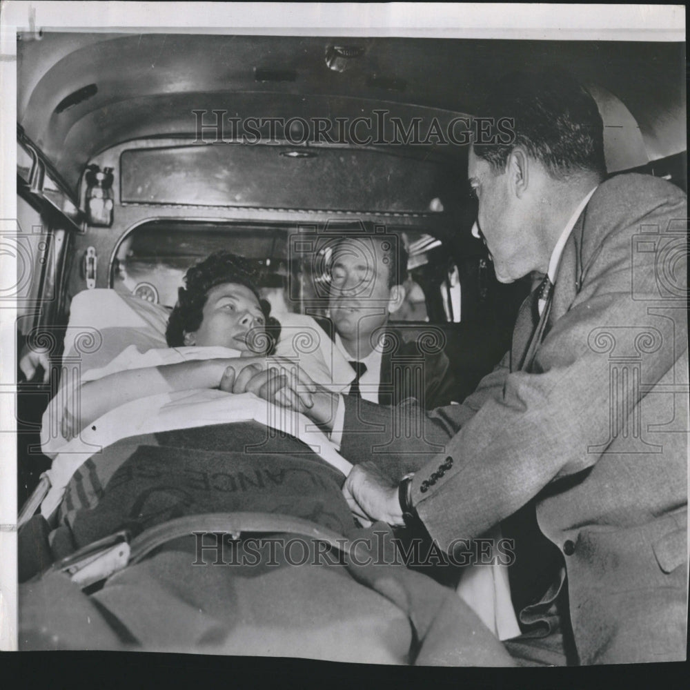 1956 VP Nixon Polio Patient Shake Hands - Historic Images