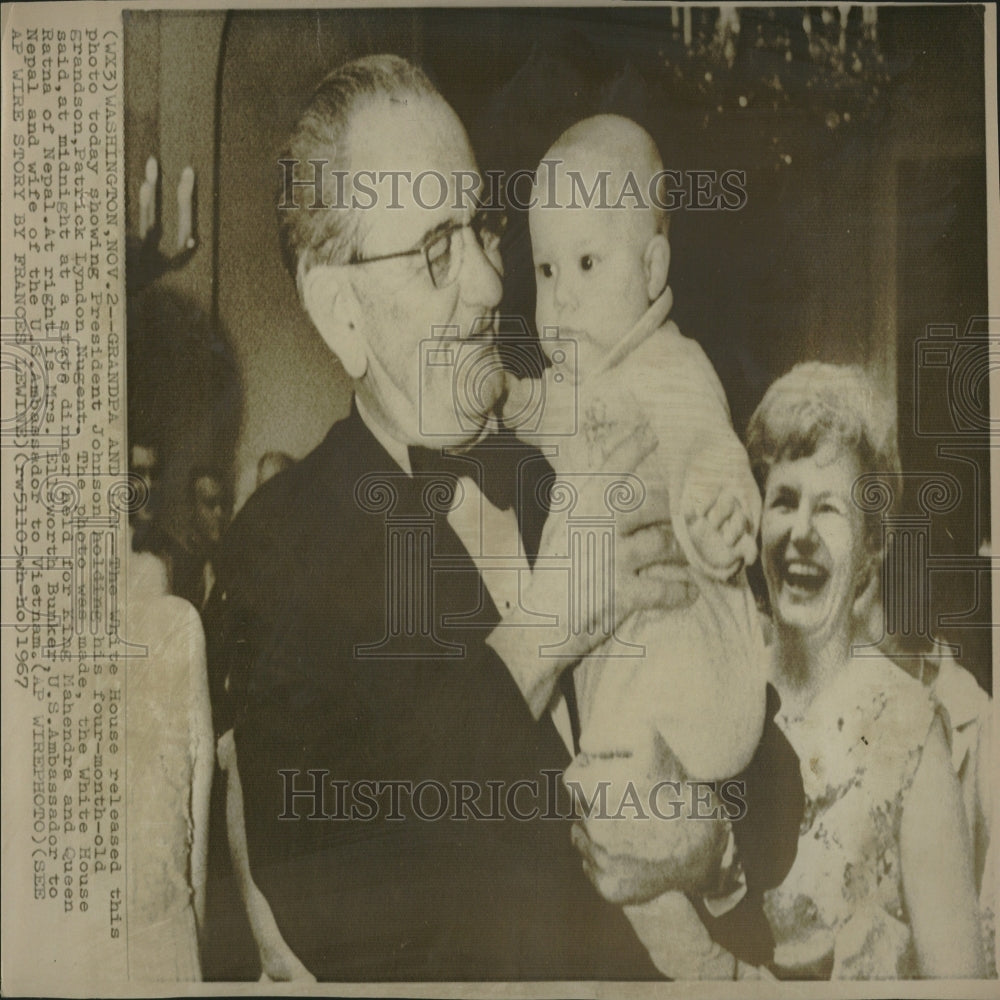 1967 President Johnson &amp; Grandson Patrick - Historic Images